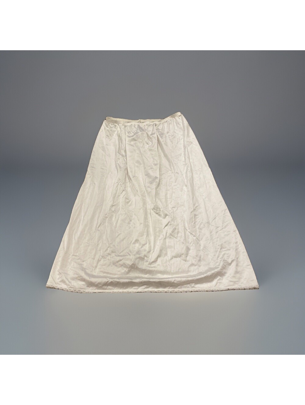 Vanity Fair White Half Slip Size Small 38 Measures 22-32 Waist 23.5 Inches Long